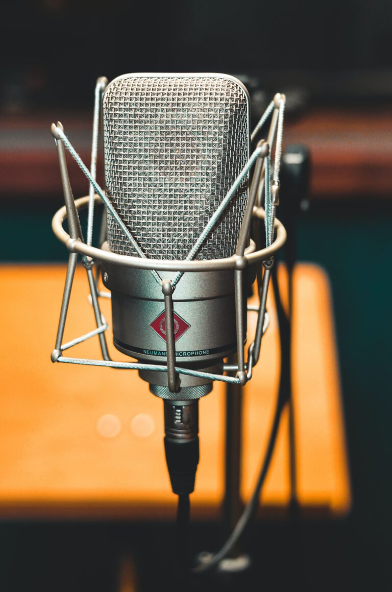 Podcast Produktion Services - Bild eines Mikrofons